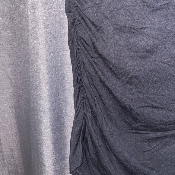 Black embossed tunic - Picture 4 of 4